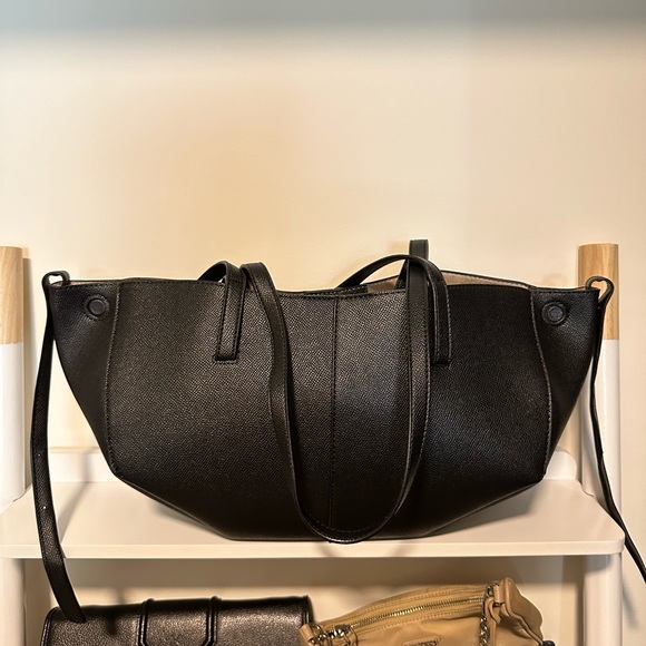 Black designer inspired expandable tote - Picture 2 of 5